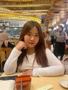 Foto Profil Terapis Yuliana
